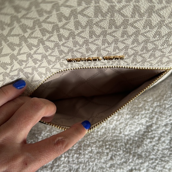 Micheal Kors Reya Backpack - Picture 6 of 6